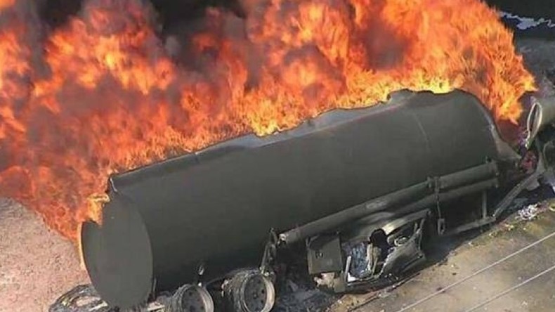 L'explosion d'un camion-citerne fait au moins 60 morts au Nigéria